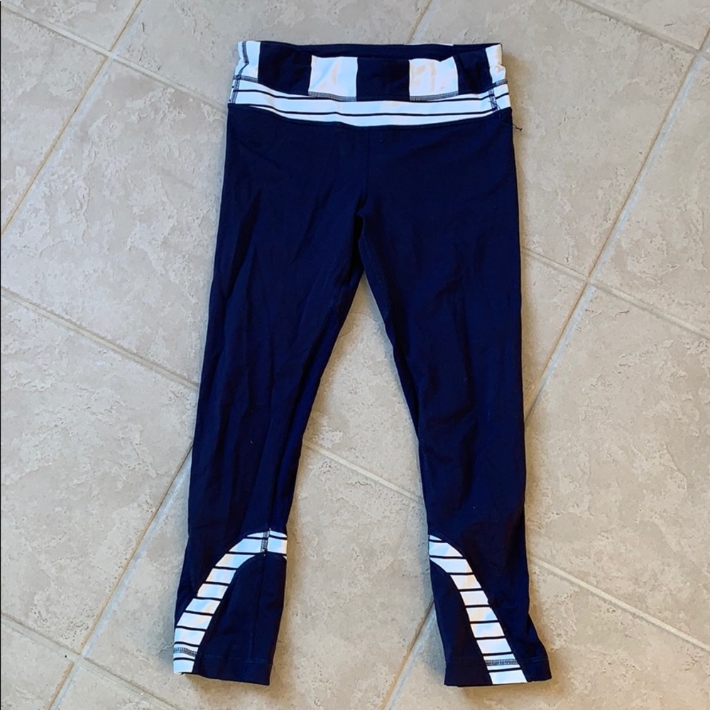 Lululemon size 4 crop leggings